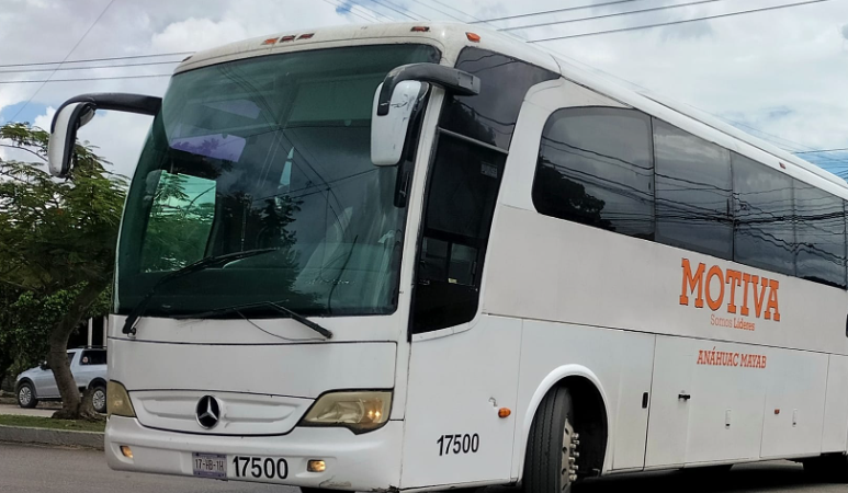 Imagen que comparte la cuenta de Facebook de "Salva Autobuses" que muestra un Mayabus