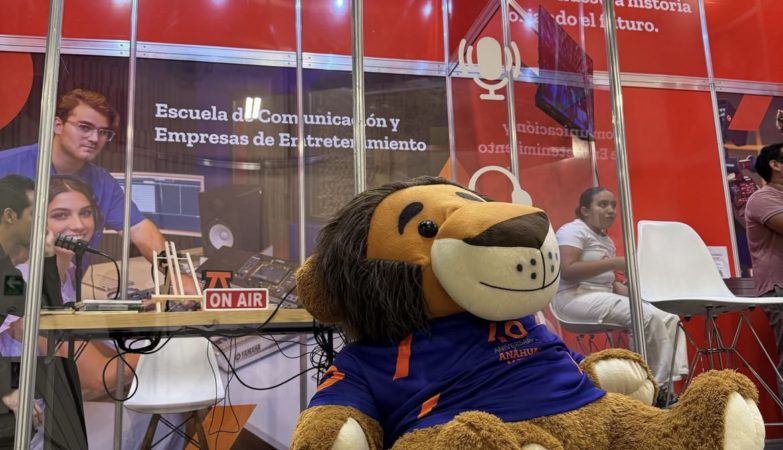 FILEY Imagen de la cuenta de instagram de la escuela de comunicación de la anahuac mayab