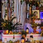 Altar Monumental y celebraciones del Festival de las Ánimas 2025 en Mérida durante el Hanal Pixán.