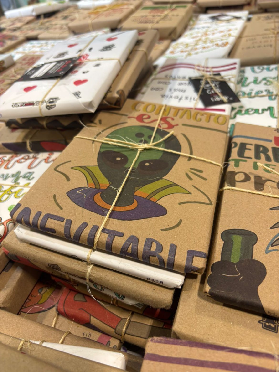 Leer sin saber: la tendencia de los “libros sorpresa” que está haciendo que más personas vuelvan a leer