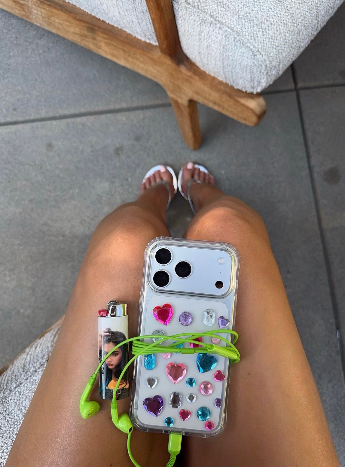 ¿Kylie Jenner revivió el bedazzling o nunca se fue?
